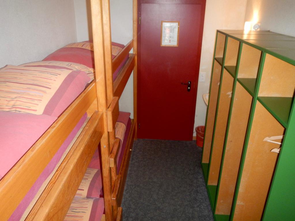 Mountain Lodge Urweider Innertkirchen Rum bild